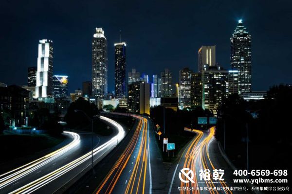 智慧電梯監(jiān)管系統(tǒng)，核心技術(shù)，安全性，應(yīng)用領(lǐng)域，未來發(fā)展，管理效率